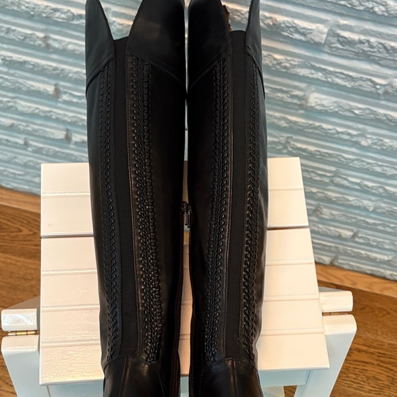 Elegant Black Knee-High Women's Boots - Picture 8 of 14